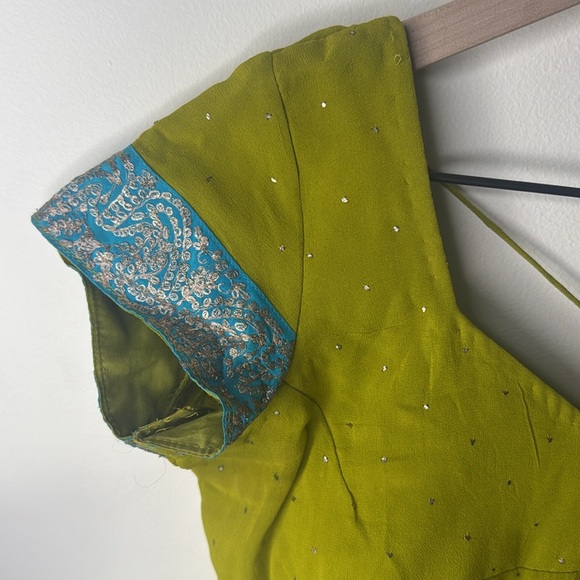 Indian Lenga Top Green and‎ Blue and Gold Accents Beaded Embroidered Women’s  6 - Picture 3 of 5